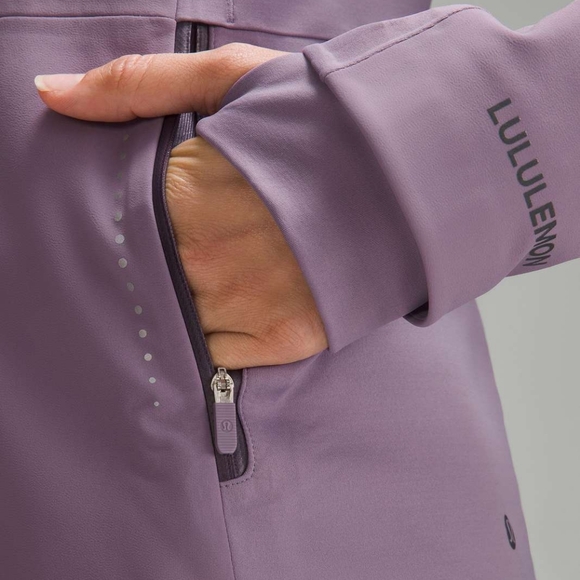 Lululemon cross chill jacket - Picture 3 of 11